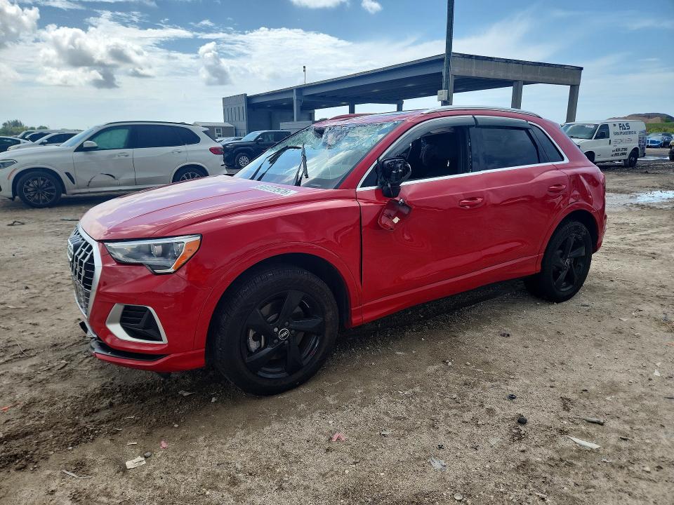 Продажа на аукционе авто 2021 Audi Q3, vin: WA1AUCF36M1132895, номер лота: 58777576