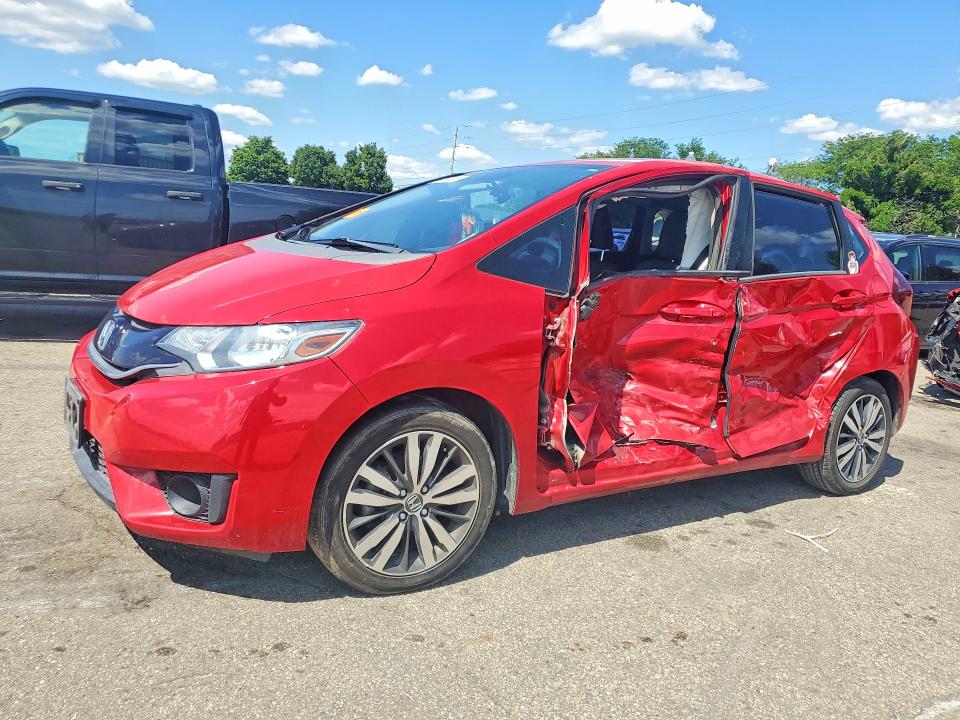58509886 :رقم المزاد ، 3HGGK5G86FM720590 vin ، 2015 Honda Fit مزاد بيع