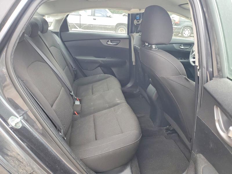2020 Kia Forte მანქანა იყიდება აუქციონზე, vin: 3KPF24ADXLE213286, აუქციონის ნომერი: 57722916
