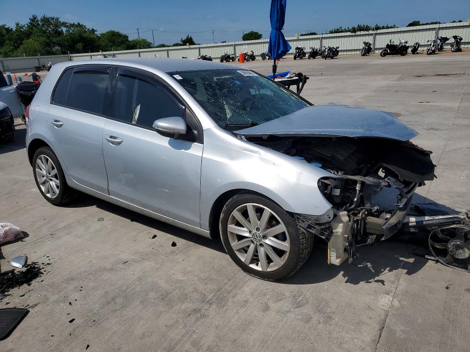 58905806 :رقم المزاد ، WVWDM7AJ8BW202753 vin ، 2011 Volkswagen Golf مزاد بيع