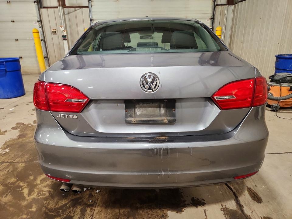 2014 Volkswagen Jetta მანქანა იყიდება აუქციონზე, vin: 3VW1K7AJ5EM370800, აუქციონის ნომერი: 57236006