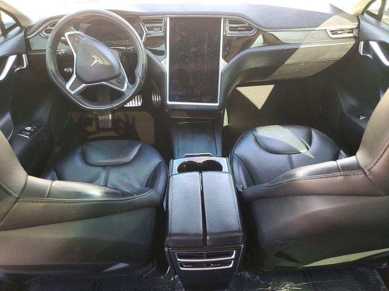 2014 Tesla Model S მანქანა იყიდება აუქციონზე, vin: 5YJSA1H16EFP50942, აუქციონის ნომერი: 54903066