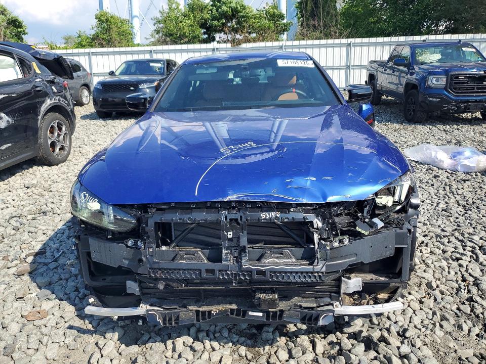 57108126 :رقم المزاد ، WBY33HD04SFU48916 vin ، 2025 Bmw I4 مزاد بيع