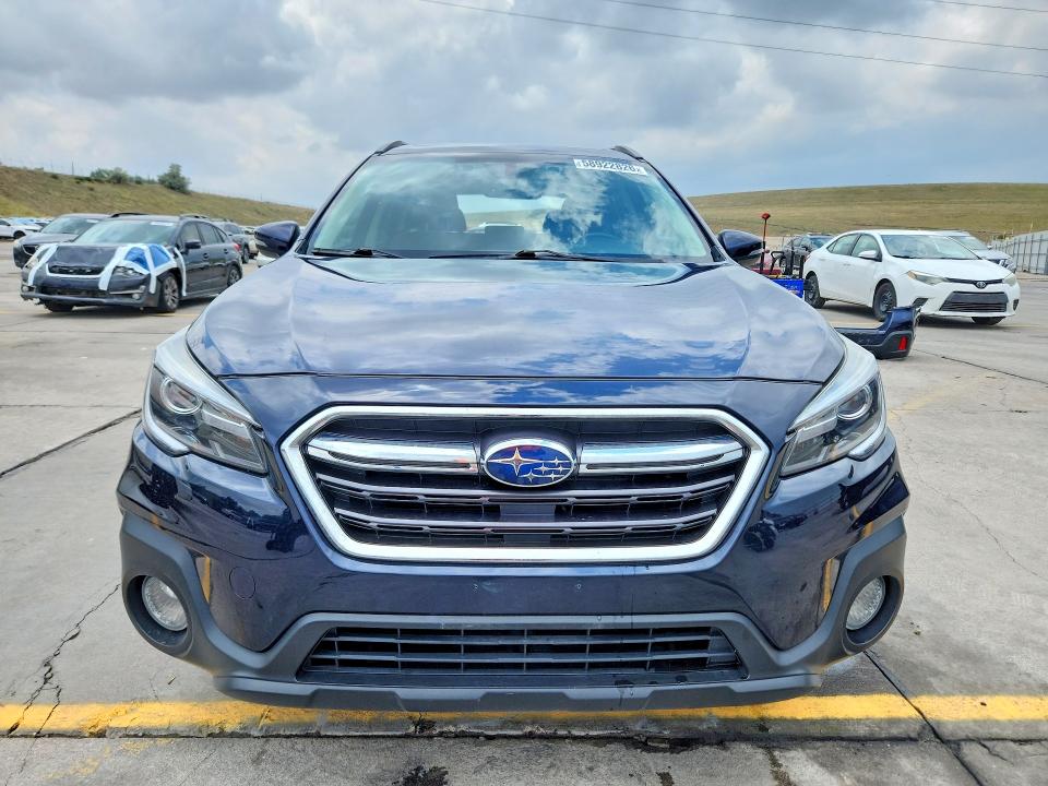 58922826 :رقم المزاد ، 4S4BSETC8J3233206 vin ، 2018 Subaru Outback مزاد بيع