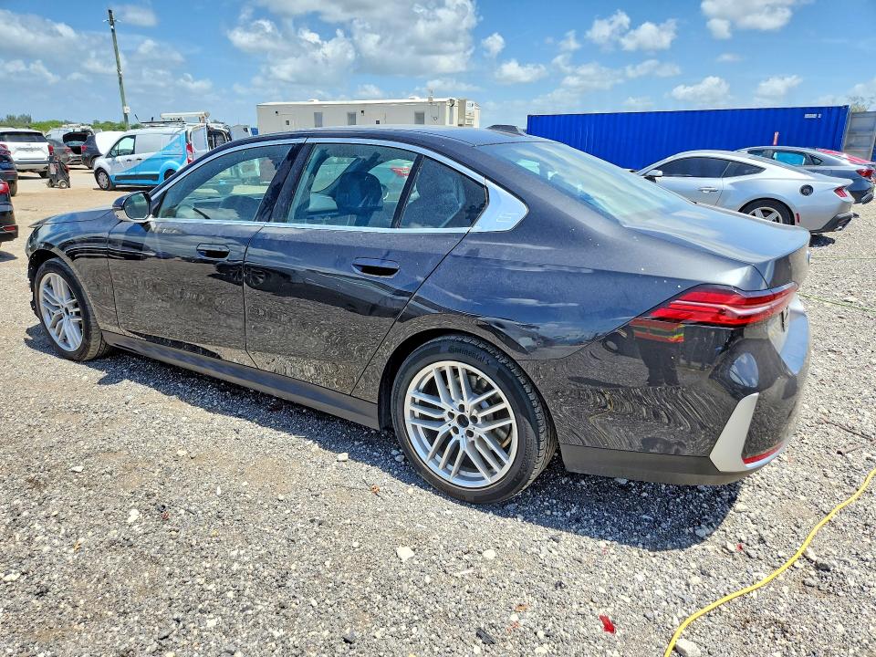 57251936 :رقم المزاد ، WBA43FJ01SCU59689 vin ، 2025 Bmw 530 مزاد بيع