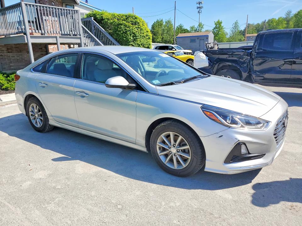 2019 Hyundai Sonata მანქანა იყიდება აუქციონზე, vin: 5NPE24AF7KH800830, აუქციონის ნომერი: 56807866