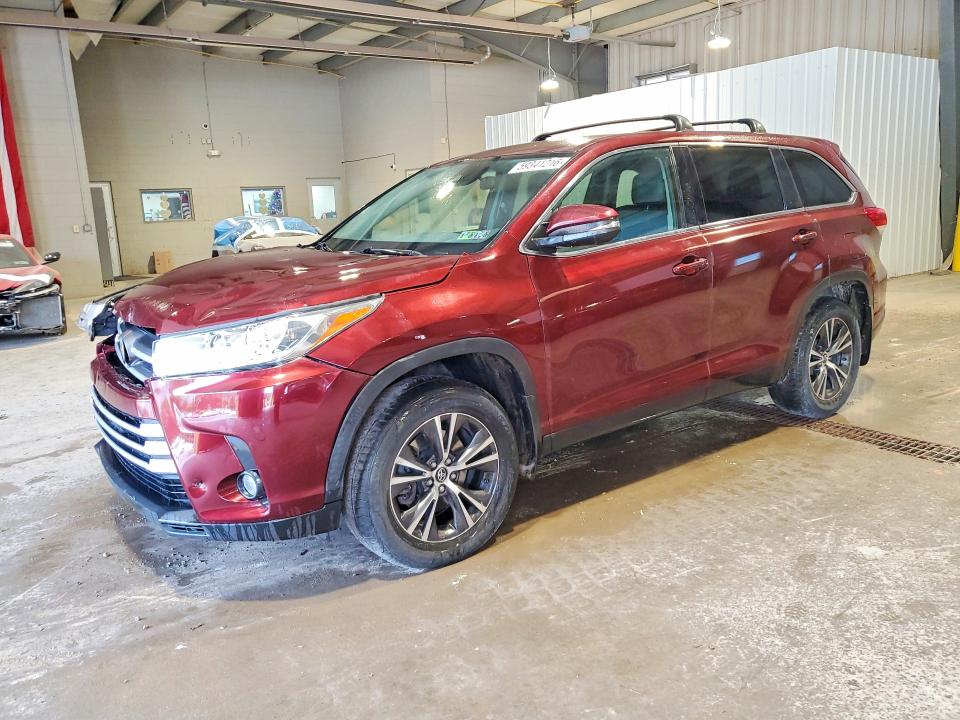 Продаж на аукціоні авто 2019 Toyota Highlander, vin: 5TDBZRFH9KS993711, номер лоту: 59341216