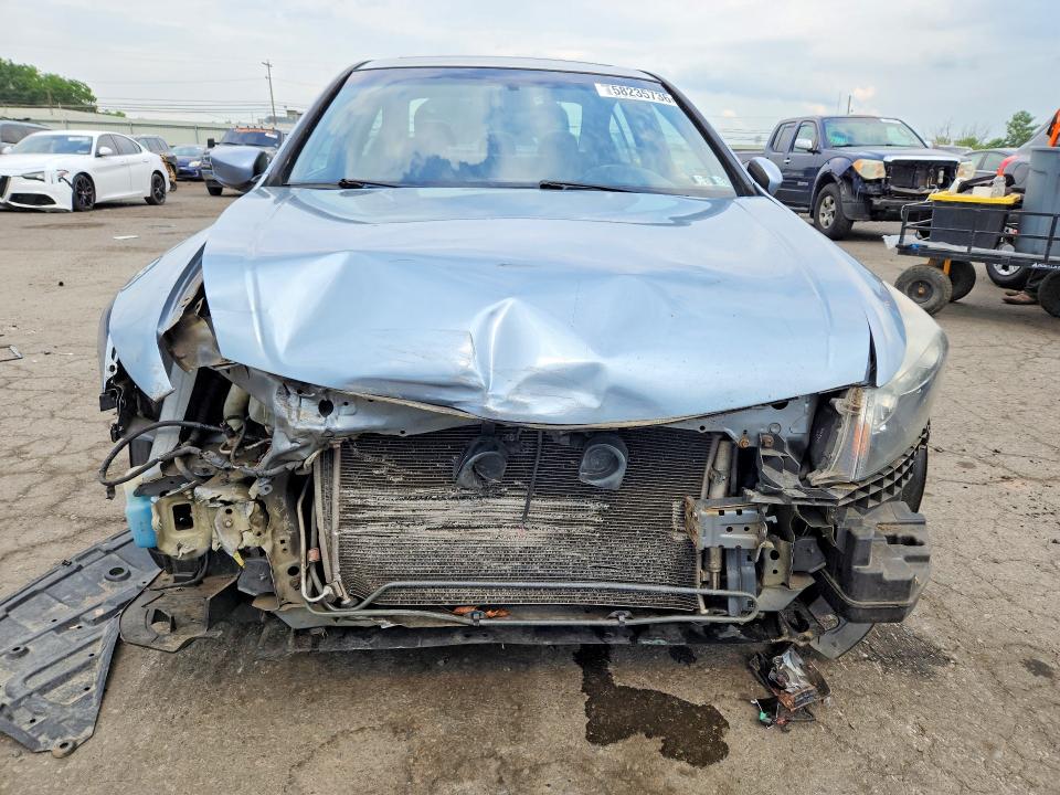58235736 :رقم المزاد ، 1HGCP3F83BA013928 vin ، 2011 Honda Accord مزاد بيع