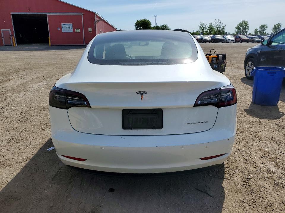 56085076 :رقم المزاد ، 5YJ3E1EB9NF260971 vin ، 2022 Tesla Model 3 مزاد بيع