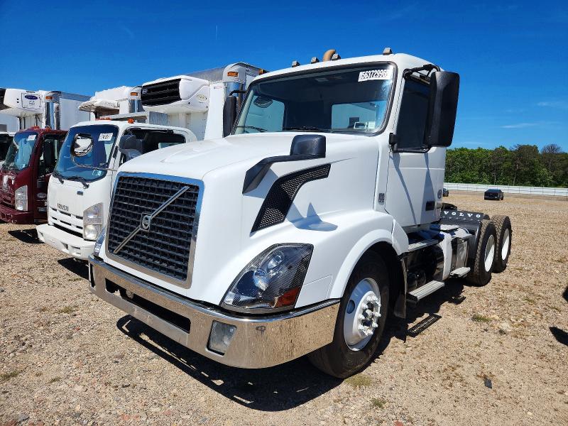 Продаж на аукціоні авто 2016 Volvo Vnl, vin: 4V4NC9EG8GN974902, номер лоту: 56372996