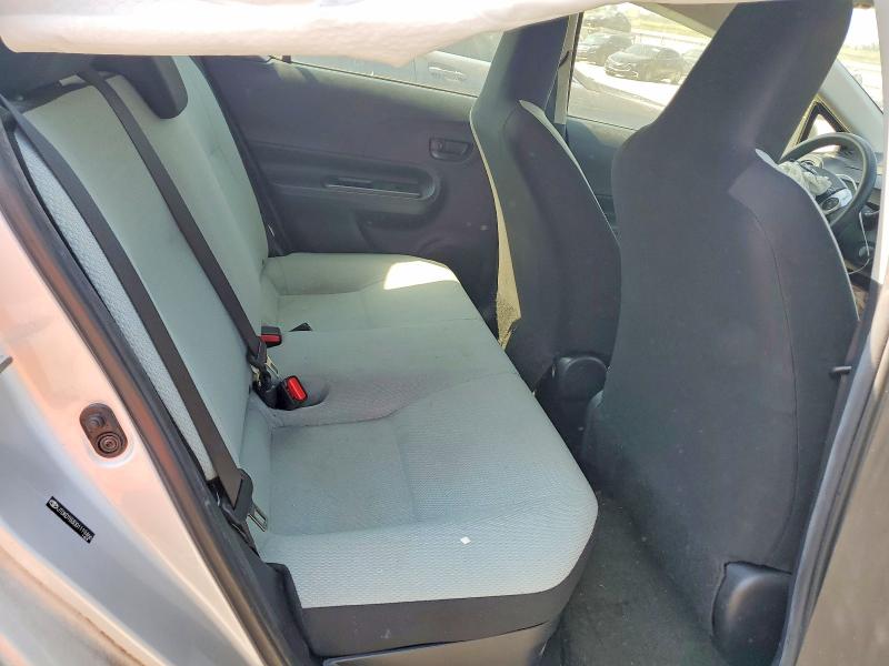 57190366 :رقم المزاد ، JTDKDTB30G1119466 vin ، 2016 Toyota Prius C مزاد بيع