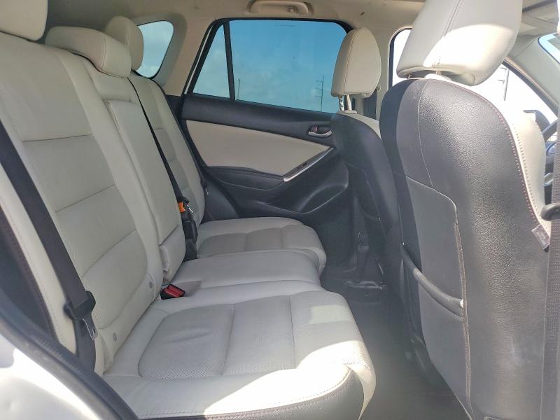 58623106 :رقم المزاد ، JM3KE2DY4G0719274 vin ، 2016 Mazda Cx-5 مزاد بيع