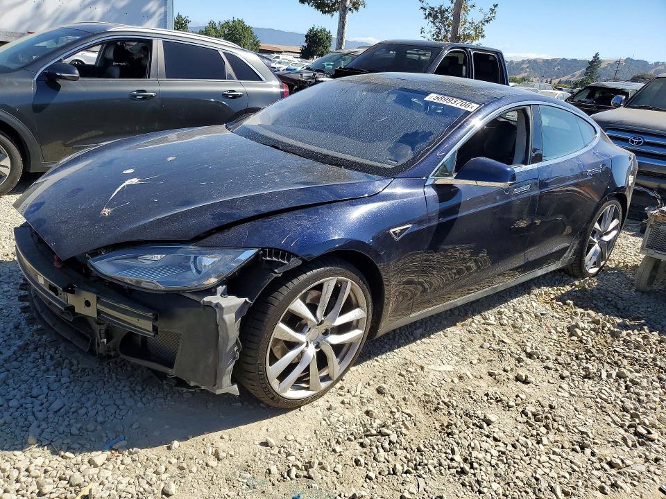 Продажа на аукционе авто 2013 Tesla Model S, vin: 5YJSA1AC7DFP10217, номер лота: 58993706