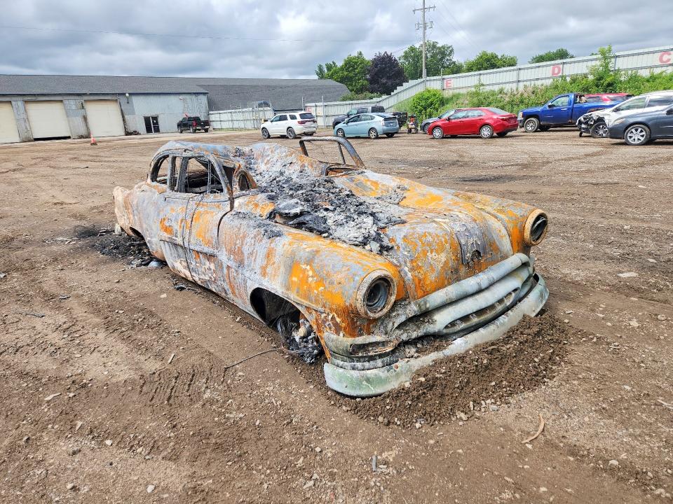 1954 Pontiac Chieftain მანქანა იყიდება აუქციონზე, vin: P8ZH37601, აუქციონის ნომერი: 56933596