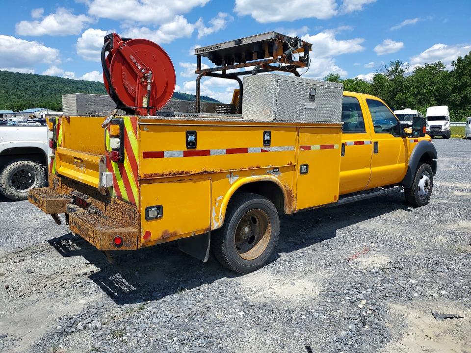 58531466 :رقم المزاد ، 1FD0W5GY7FEA17487 vin ، 2015 Ford F550 مزاد بيع