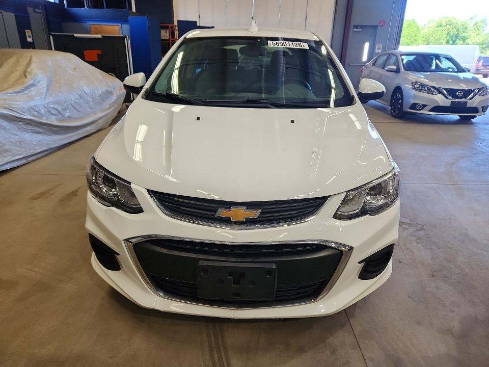 56901126 :رقم المزاد ، 1G1JG6SH7J4132925 vin ، 2018 Chevrolet Sonic مزاد بيع