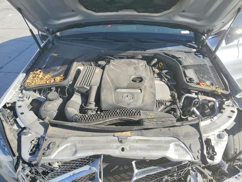 55529306 :رقم المزاد ، 55SWF4KB0GU127520 vin ، 2016 Mercedes-benz C مزاد بيع