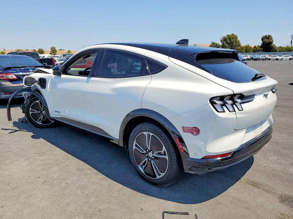 2023 Ford Mustang Mach-e მანქანა იყიდება აუქციონზე, vin: 3FMTK3R44PMA77049, აუქციონის ნომერი: 57909726