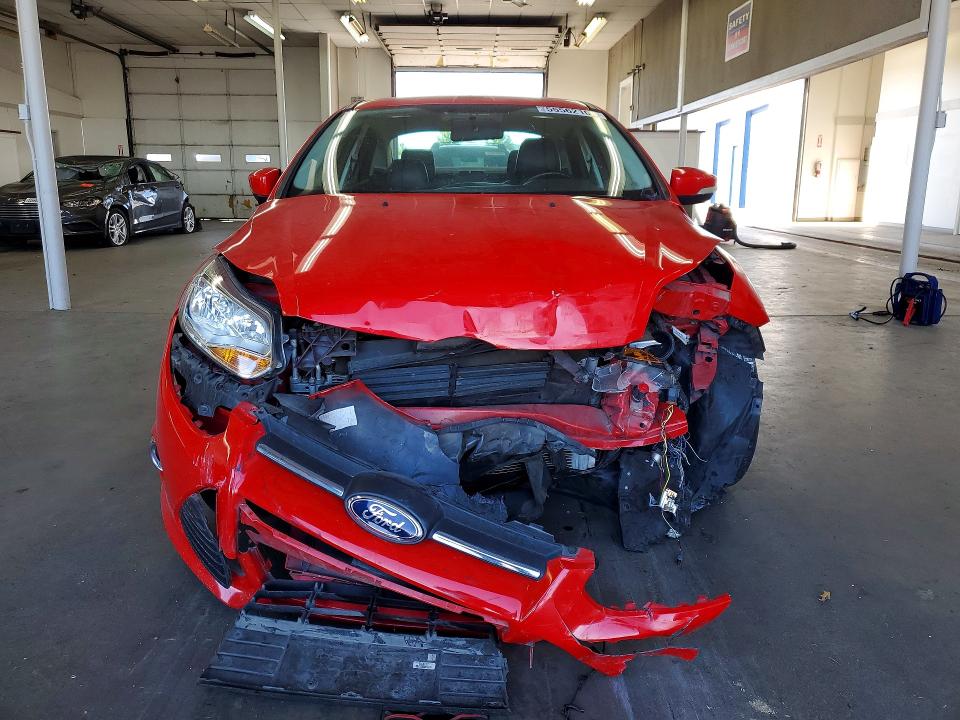 2013 Ford Focus მანქანა იყიდება აუქციონზე, vin: 1FADP3F28DL301701, აუქციონის ნომერი: 55562106