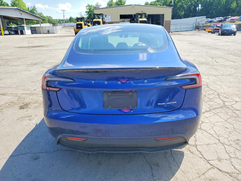 57110996 :رقم المزاد ، 5YJ3E1EB0SF922710 vin ، 2025 Tesla Model 3 مزاد بيع