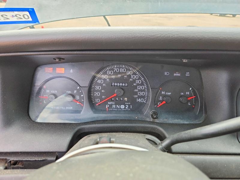 Продажа на аукционе авто 2003 Ford Crown Victoria, vin: 2FAFP71W13X120595, номер лота: 57187956