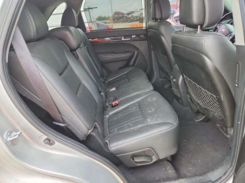 55770006 :رقم المزاد ، 5XYKTDA60EG442112 vin ، 2014 Kia Sorento مزاد بيع