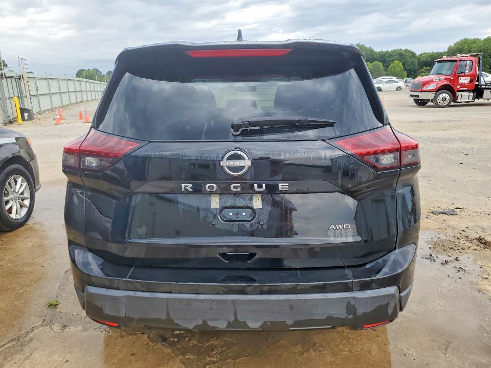 58266606 :رقم المزاد ، 5N1BT3BB2TC758288 vin ، 2026 Nissan Rogue مزاد بيع