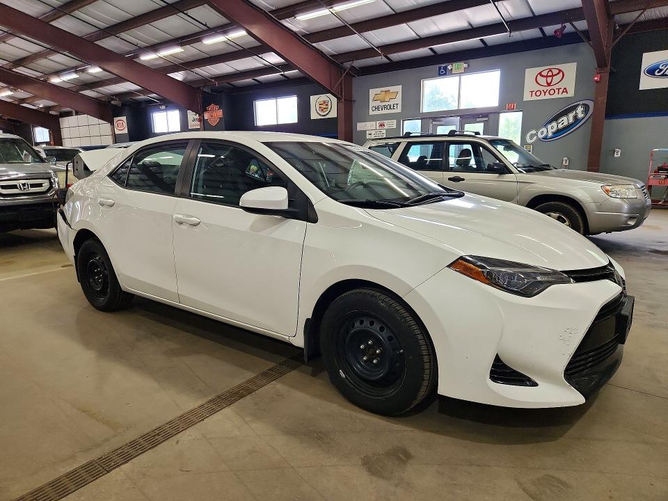 Продажа на аукционе авто 2018 Toyota Corolla, vin: 2T1BURHE0JC094969, номер лота: 56047246