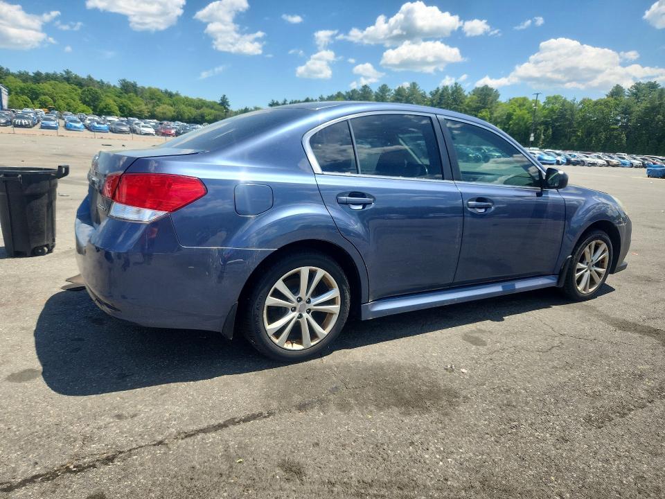 55804696 :رقم المزاد ، 4S3BMBA64E3017191 vin ، 2014 Subaru Legacy مزاد بيع