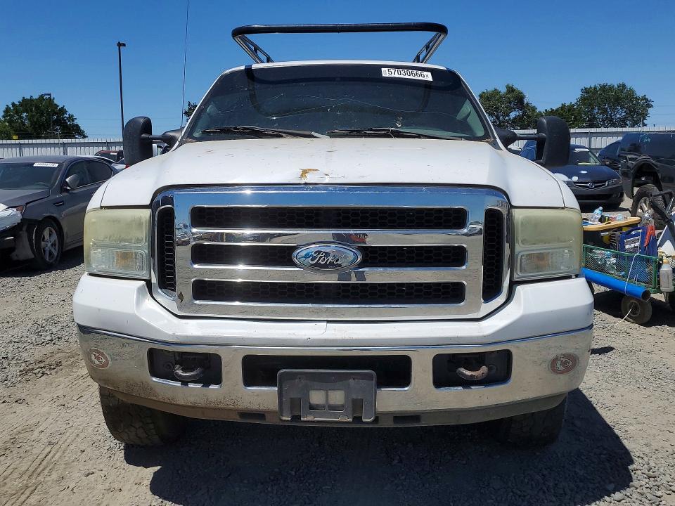 57030666 :رقم المزاد ، 1FTSX21PX5EB73109 vin ، 2005 Ford F250 مزاد بيع