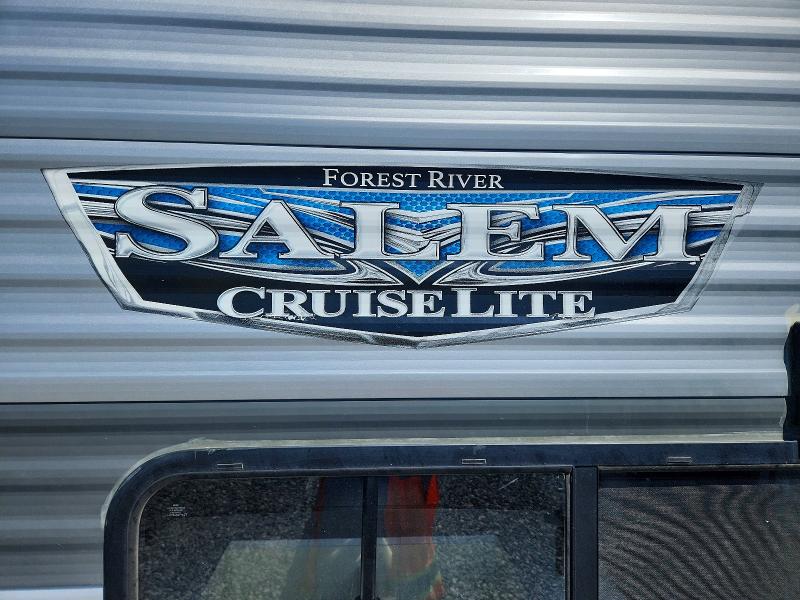 57346196 :رقم المزاد ، 4X4TSMB26N7428614 vin ، 2022 Forest River Salem Cruise Light مزاد بيع