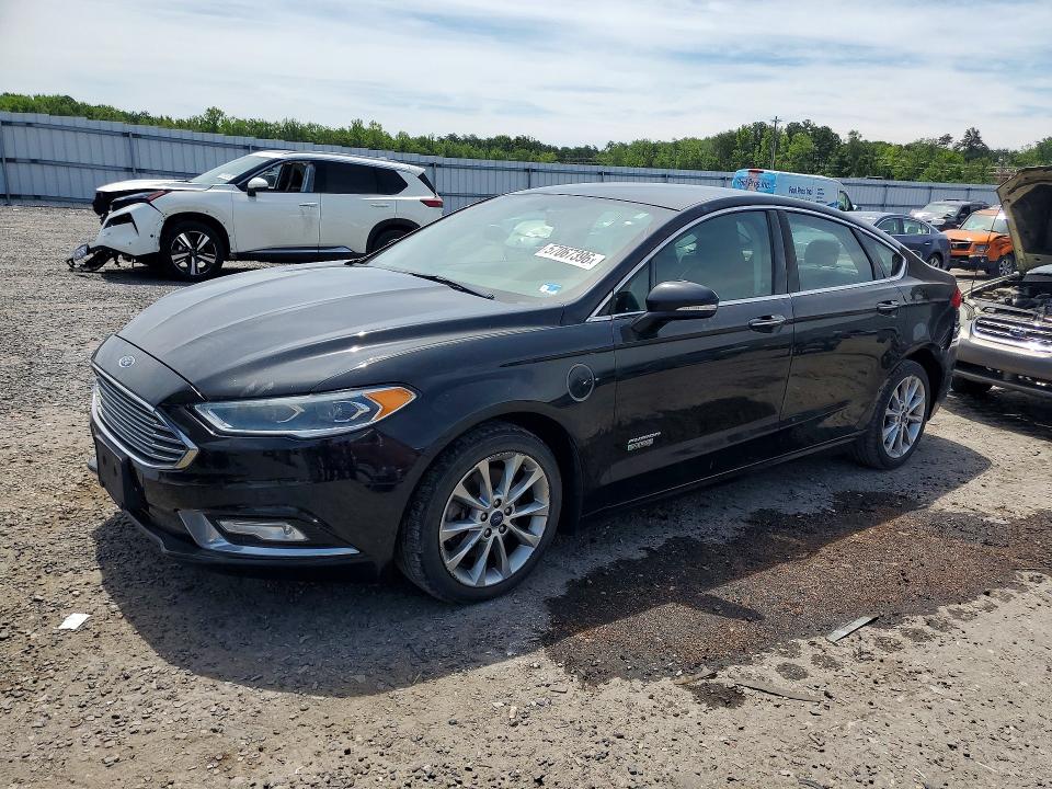 57067396 :رقم المزاد ، 3FA6P0PU7HR332095 vin ، 2017 Ford Fusion مزاد بيع