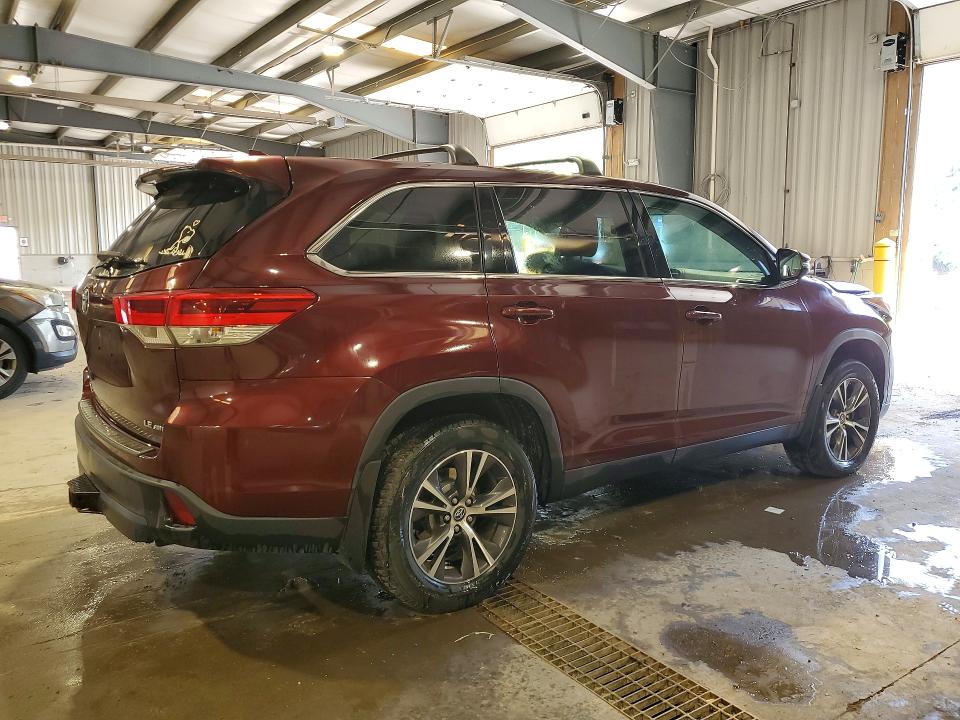 Продажа на аукционе авто 2019 Toyota Highlander, vin: 5TDBZRFH9KS993711, номер лота: 59341216