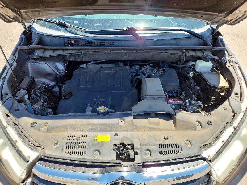 2015 Toyota Highlander მანქანა იყიდება აუქციონზე, vin: 5TDKKRFH9FS093241, აუქციონის ნომერი: 57678696