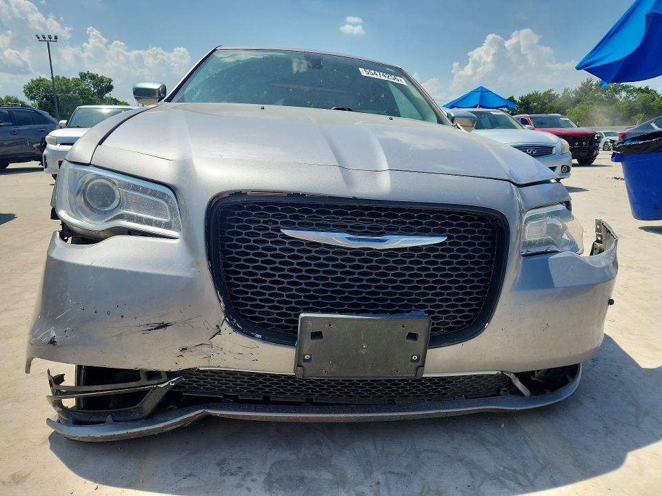 55474256 :رقم المزاد ، 2C3CCAEG8GH127914 vin ، 2016 Chrysler 300c مزاد بيع