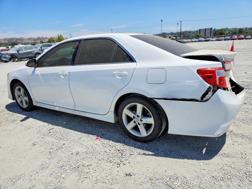 55655636 :رقم المزاد ، 4T1BF1FK2CU176515 vin ، 2012 Toyota Camry مزاد بيع