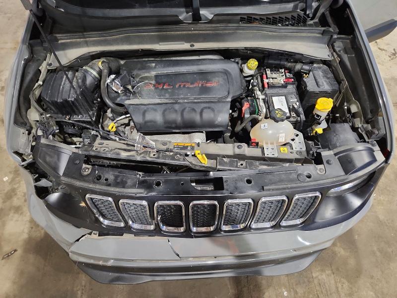 57611716 :رقم المزاد ، ZACNJBBB4KPK68685 vin ، 2019 Jeep Renegade مزاد بيع