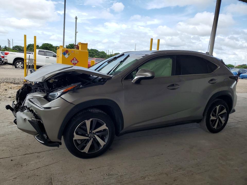 56182606 :رقم المزاد ، JTJYARBZ8J2090162 vin ، 2018 Lexus Nx 300 مزاد بيع
