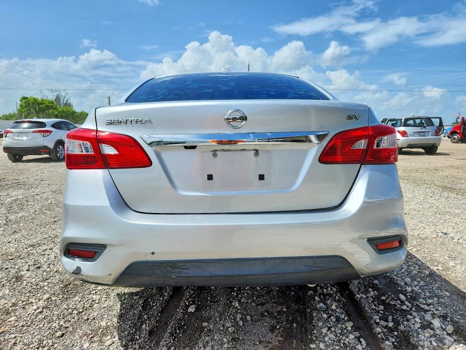 Продажа на аукционе авто 2017 Nissan Sentra, vin: 3N1AB7AP9HY220356, номер лота: 55218766