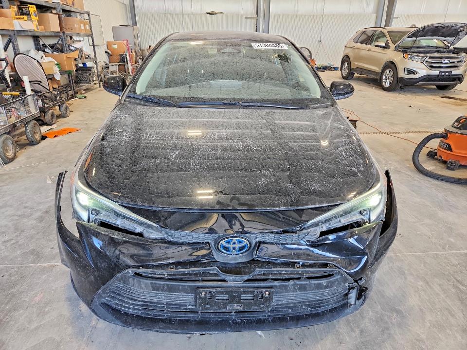 Продаж на аукціоні авто 2024 Toyota Corolla Hybrid, vin: JTDBCMFE0R3034252, номер лоту: 57384486