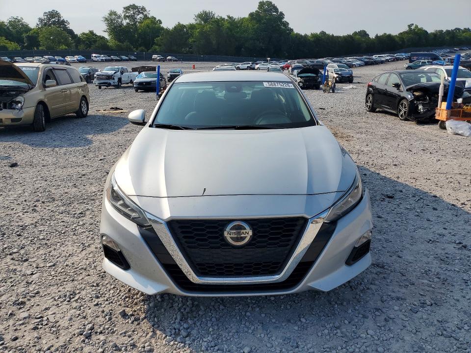 58875226 :رقم المزاد ، 1N4BL4DV8NN331048 vin ، 2022 Nissan Altima مزاد بيع