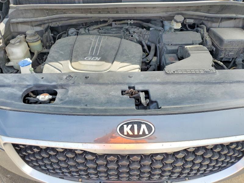 51795596 :رقم المزاد ، KNDMB5C17G6216352 vin ، 2016 Kia Sedona مزاد بيع