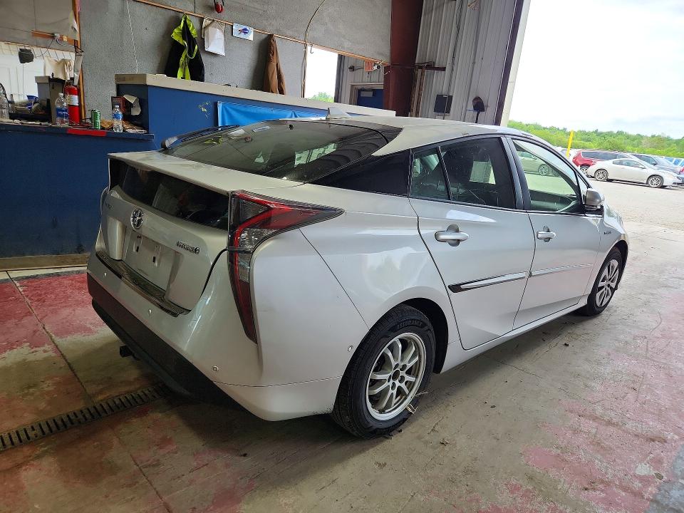 2018 Toyota Prius მანქანა იყიდება აუქციონზე, vin: JTDKBRFU7J3600984, აუქციონის ნომერი: 58542996