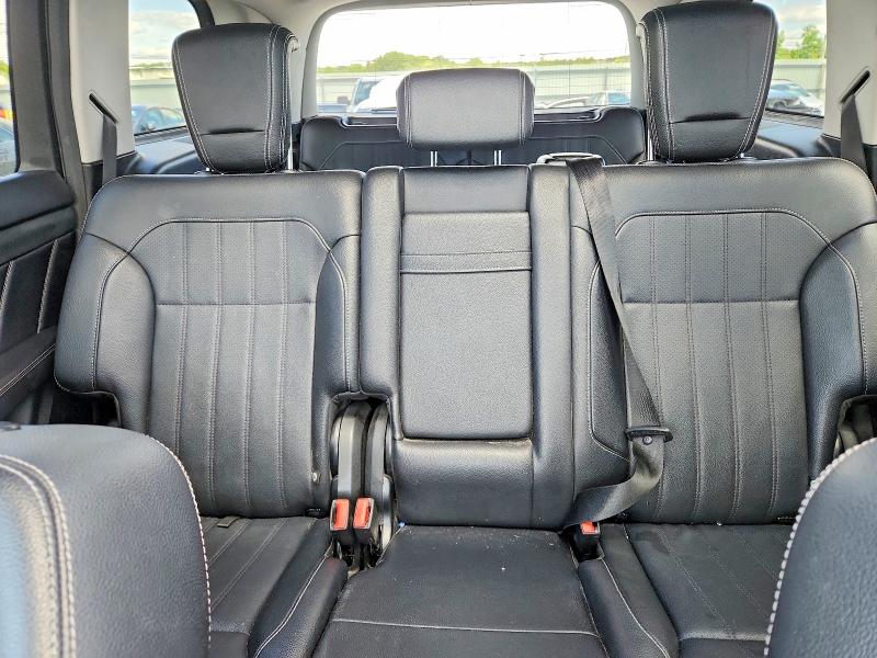 Продажа на аукционе авто 2015 Mercedes-benz Gl, vin: 4JGDF2EE6FA464604, номер лота: 57438996