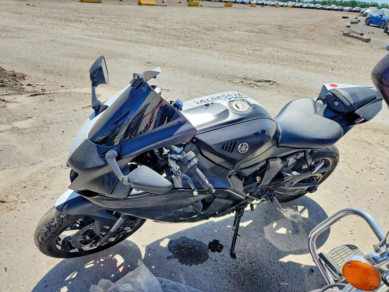 2025 Yamaha Yzfr7 მანქანა იყიდება აუქციონზე, vin: JYARM38E3SA017008, აუქციონის ნომერი: 57329316