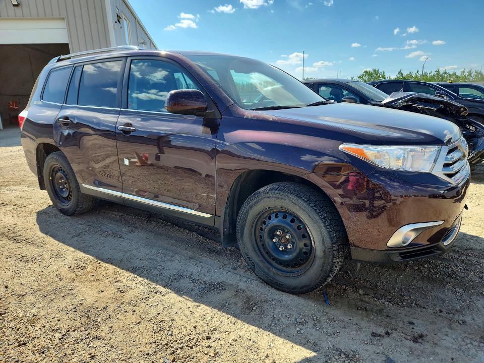 Продажа на аукционе авто 2013 Toyota Highlander, vin: 5TDBK3EH8DS268896, номер лота: 57838426