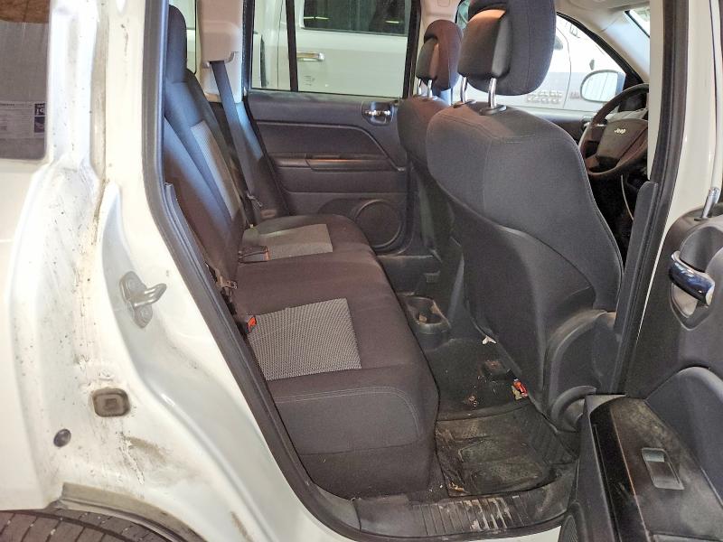 2010 Jeep Compass მანქანა იყიდება აუქციონზე, vin: 1J4NT4FA8AD506863, აუქციონის ნომერი: 58845316