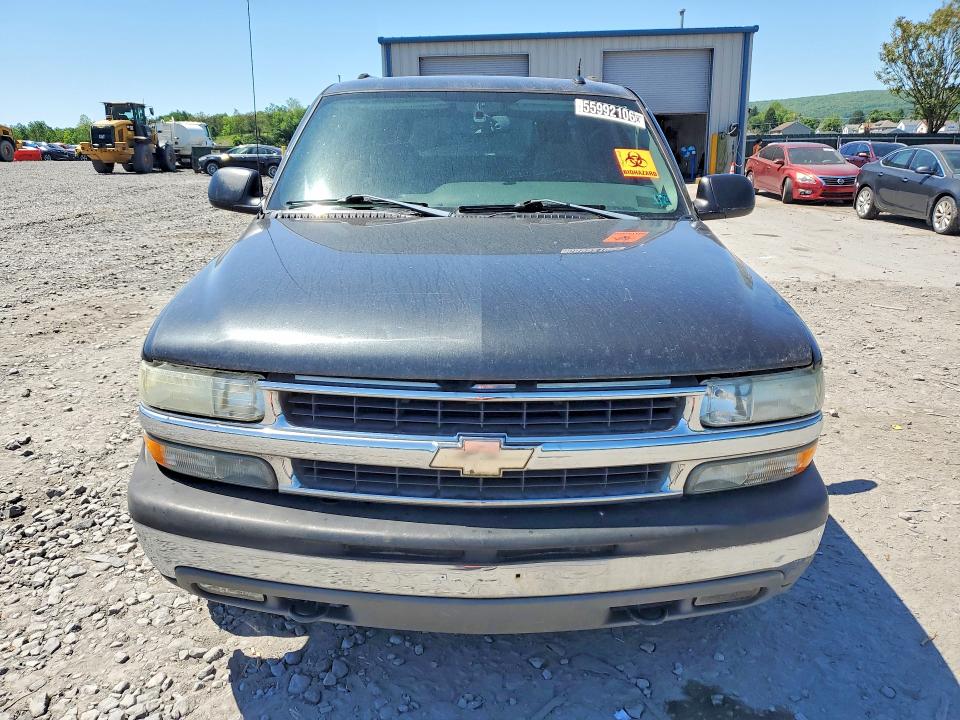 55992106 :رقم المزاد ، 3GNFK16T54G296718 vin ، 2004 Chevrolet Suburban مزاد بيع