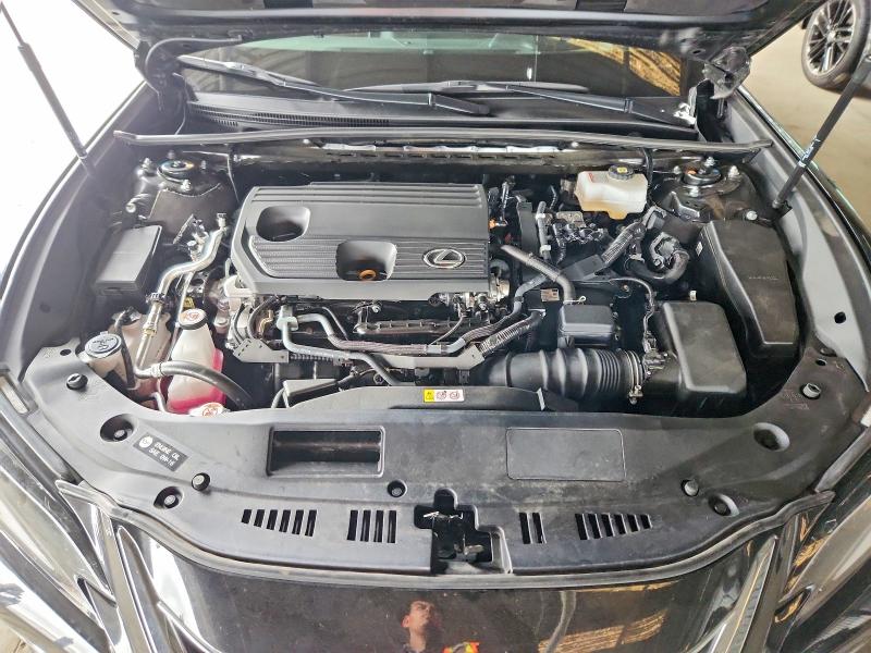 57616996 :رقم المزاد ، 58ADA1C10SU054956 vin ، 2025 Lexus Es 300h مزاد بيع