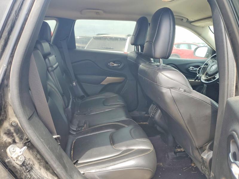 57204726 :رقم المزاد ، 1C4PJMDB9JD609824 vin ، 2018 Jeep Cherokee مزاد بيع